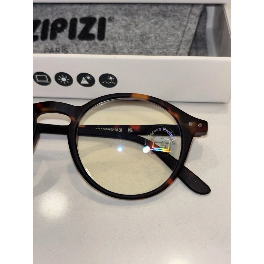 New in Box Izipizi #D Brown Tortoise Screen Glasses +0